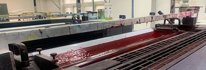 深夜看片网站有限公司：企業以及畫冊產品宣傳畫冊的靈魂是設計(圖1)